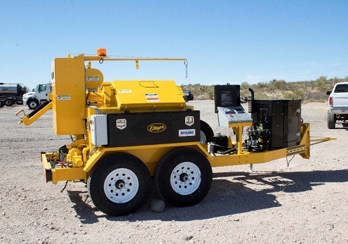 An Etnyre Crack Sealer, one of their top-rated pieces of Road Construction Equipment